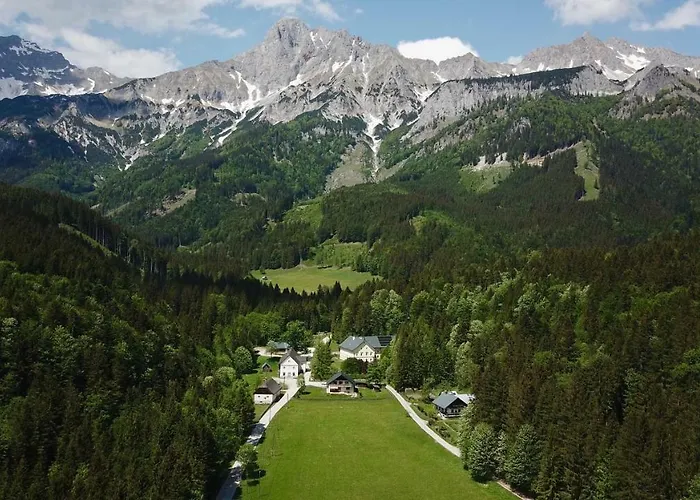 Haus Rosina بيت للعطل *